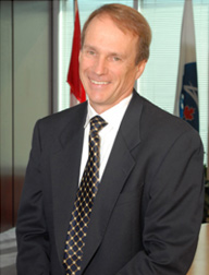 Steve MacLean, prsident de l'Agence spatiale canadienne