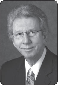 L'honorable Jean-Pierre Blackburn, C.P., député Ministre du Travail et ministre de l'Agence de développement économique du Canada pour les régions du Québec