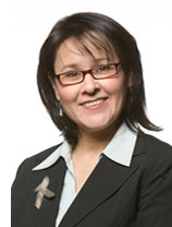 Leona Aglukkaq, membre du Conseil privé et députée