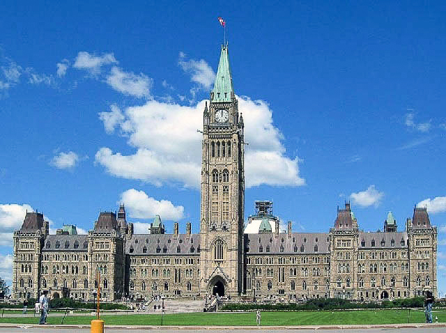 A photograph of the Centre Block of the Parliament Buildings in Ottawa, Ontario (Property Number 08834)