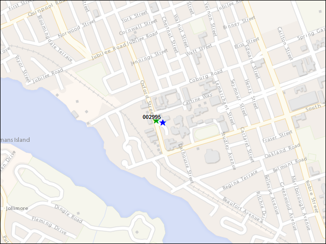Une carte de la zone qui entoure immédiatement le bâtiment numéro 002995