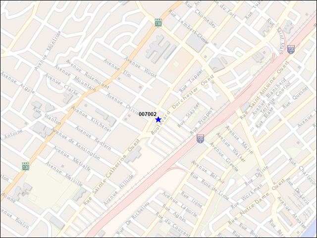 Une carte de la zone qui entoure immédiatement le bâtiment numéro 007002