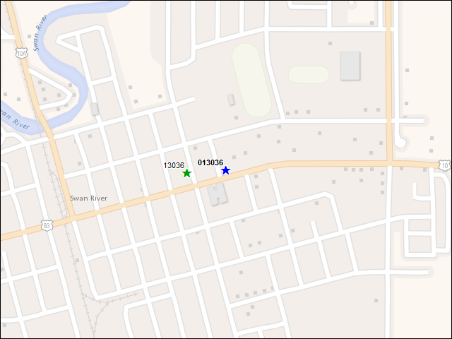 Une carte de la zone qui entoure immédiatement le bâtiment numéro 013036