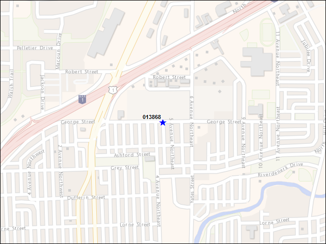 Une carte de la zone qui entoure immédiatement le bâtiment numéro 013868