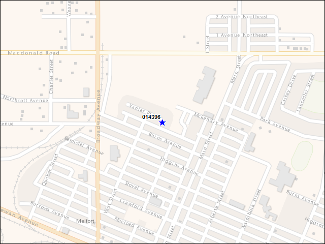 Une carte de la zone qui entoure immédiatement le bâtiment numéro 014396