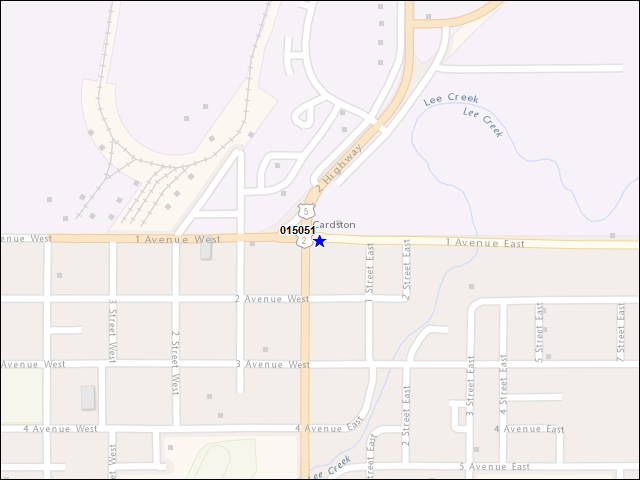 Une carte de la zone qui entoure immédiatement le bâtiment numéro 015051