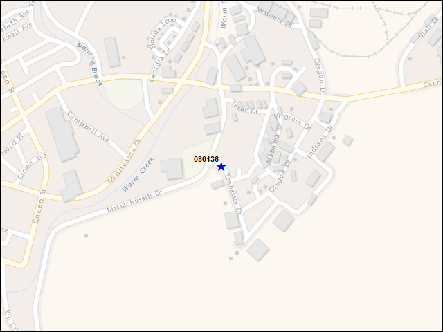 Une carte de la zone qui entoure immédiatement le bâtiment numéro 080136