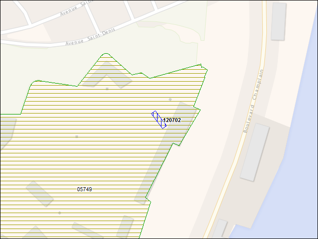 Une carte de la zone qui entoure immédiatement le bâtiment numéro 120702