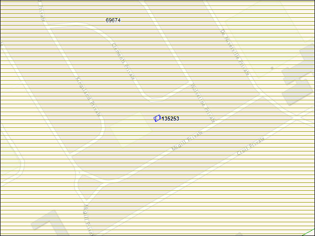 Une carte de la zone qui entoure immédiatement le bâtiment numéro 135253