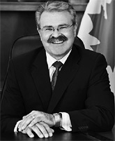 L'honorable Gerry Ritz Ministre de l'Agriculture et de l'Agroalimentaire et ministre de la Commission canadienne du bl